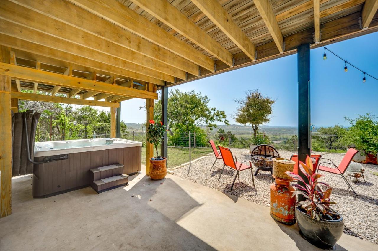 Fredericksburg Retreat With Private Hot Tub And Patio! Villa Exterior photo